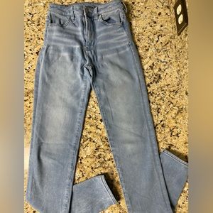 Women’s Blue Jeans